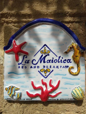 Отель La Maiolica B&B  Балестрате